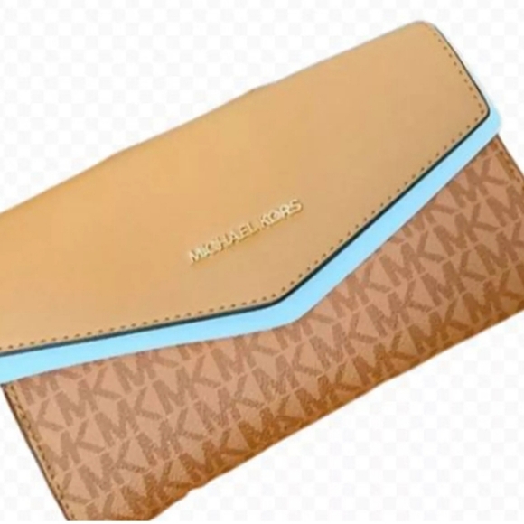 Michael Kors NWT Charlotte Large 3-in-1 Tote Crossbody Leather Handbag - Picture 8 of 10